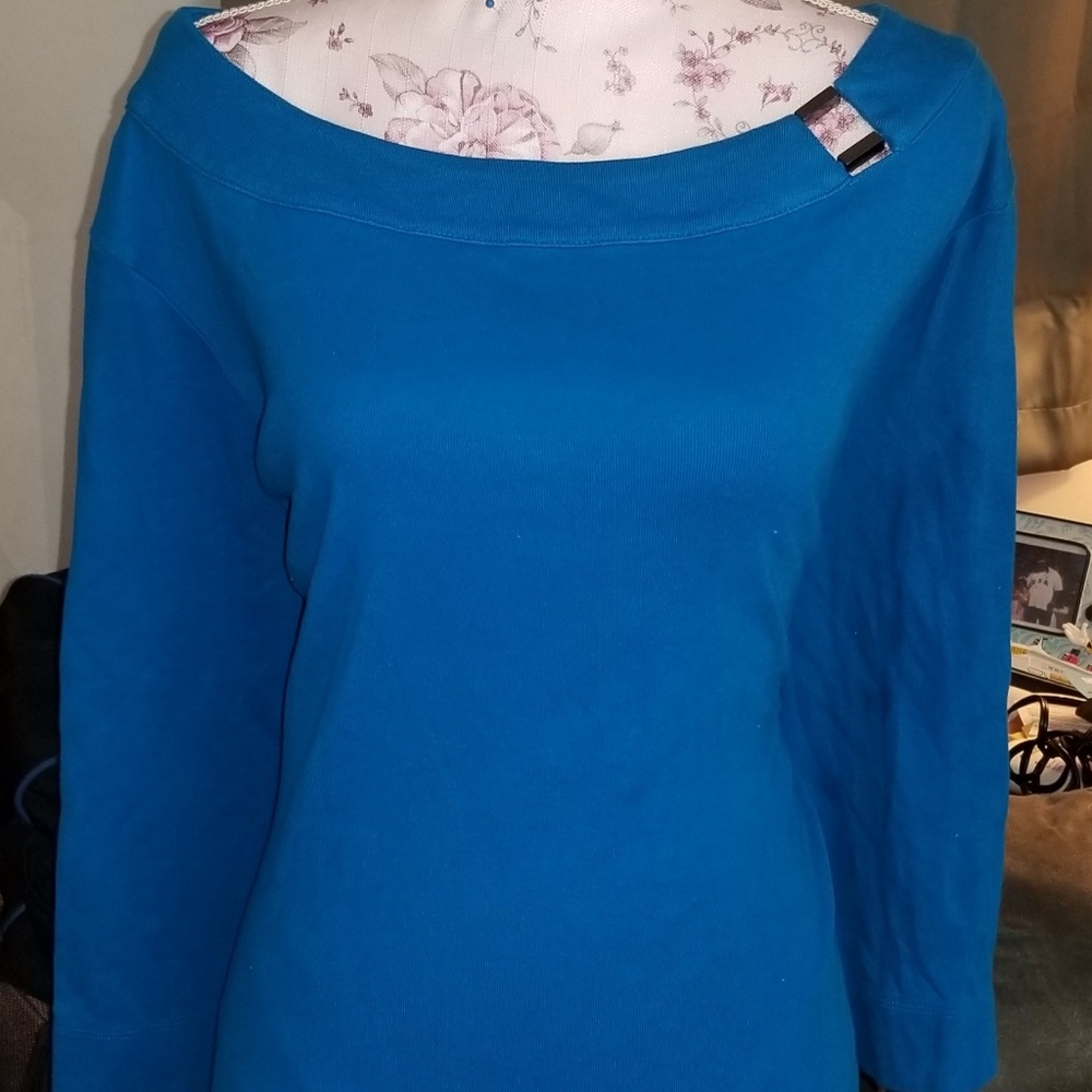 Women's blouse